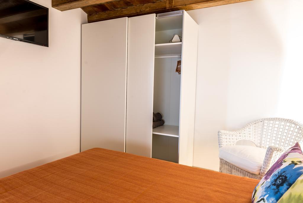バルセロナラダスアパートメント 部屋 写真